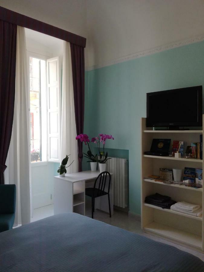 Ferienwohnung Cairoli 79 Bari Exterior foto